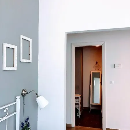 La Collina Di Albiro Affittacamere * 阿尔科拉