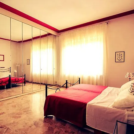 La Collina Di Albiro Affittacamere * 아르콜라