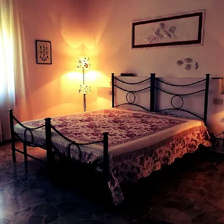 게스트하우스 La Collina Di Albiro Affittacamere *